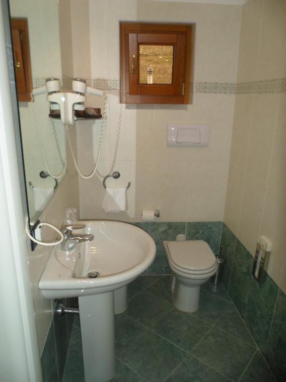 Hotel Fontana Santa 3*